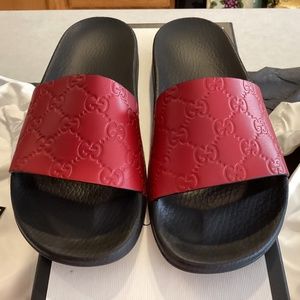 Gucci slides